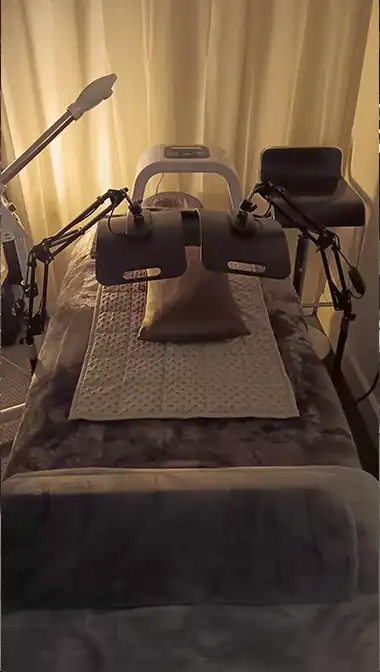 Cinnamon Steam, Face & Body Red Light Therapy.